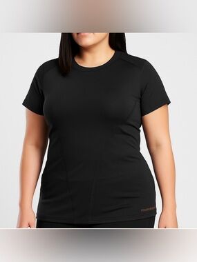 Women's Black Short-Sleeve Performance Tee